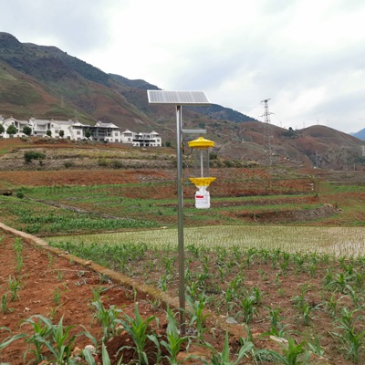 頻振式太陽能殺蟲燈TPSC3-1