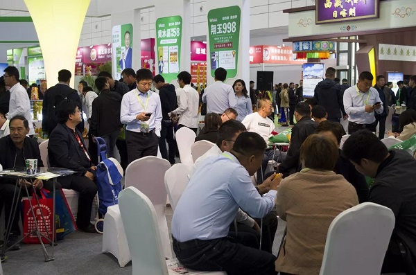 展會(huì)現(xiàn)場(chǎng) 展會(huì)現(xiàn)場(chǎng)