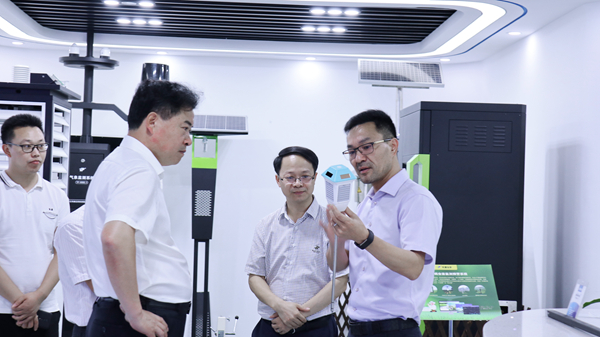 浙江省農(nóng)業(yè)農(nóng)村廳副廳長唐冬壽一行蒞臨托普云農(nóng)調(diào)研3 浙江省農(nóng)業(yè)農(nóng)村廳副廳長唐冬壽一行蒞臨托普云農(nóng)調(diào)研3