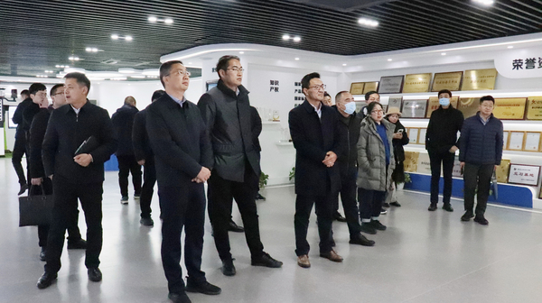 農業(yè)農村部信息中心與四川彭州、崇州市聯合調研組赴托普云農考察