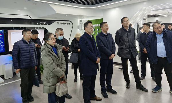 農業(yè)農村部信息中心與四川彭州、崇州市聯(lián)合調研組赴托普云農考察